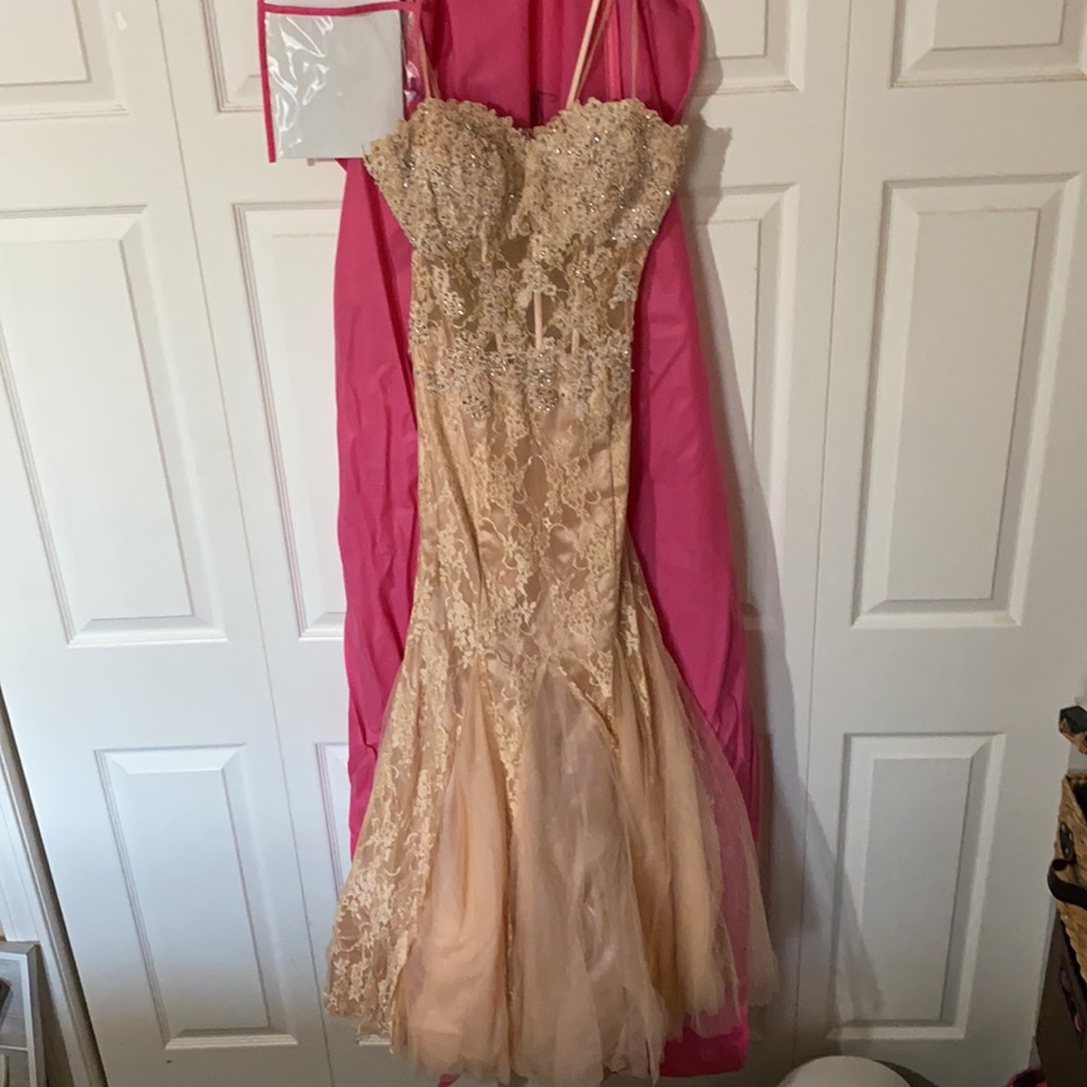Dave & Johnny size 3/4 peach beaded strapless mermaid prom gown